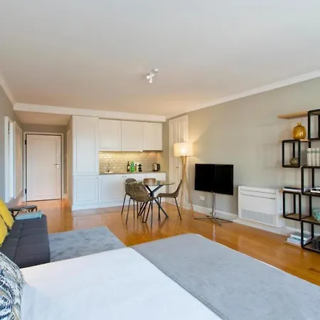 Historical Corner By Upperground